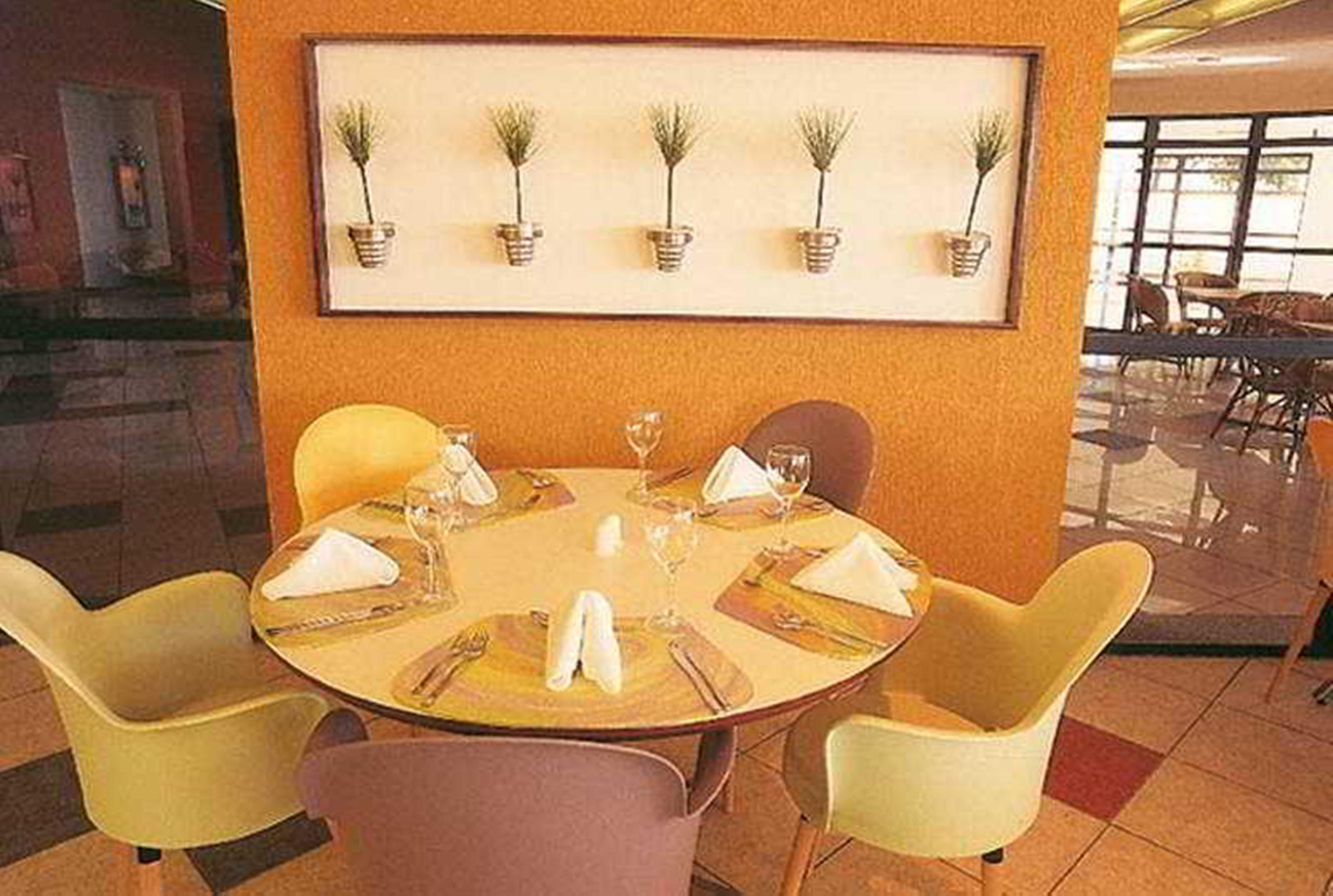 Iate Plaza Hotel 포르탈레자 레스토랑 사진
